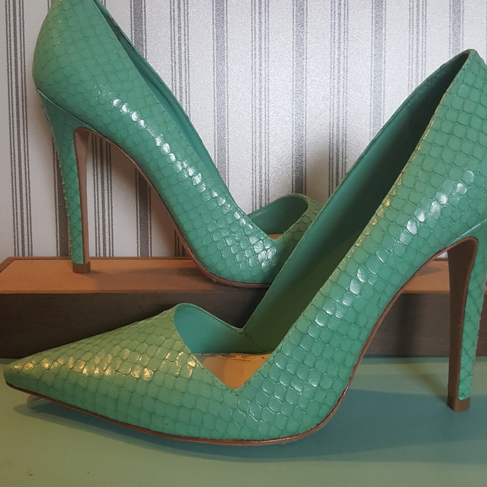 Alice & Olivia pumps